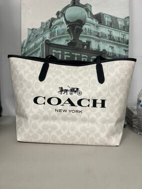 Coach CP074 Signature City Tote Shoulder Bag